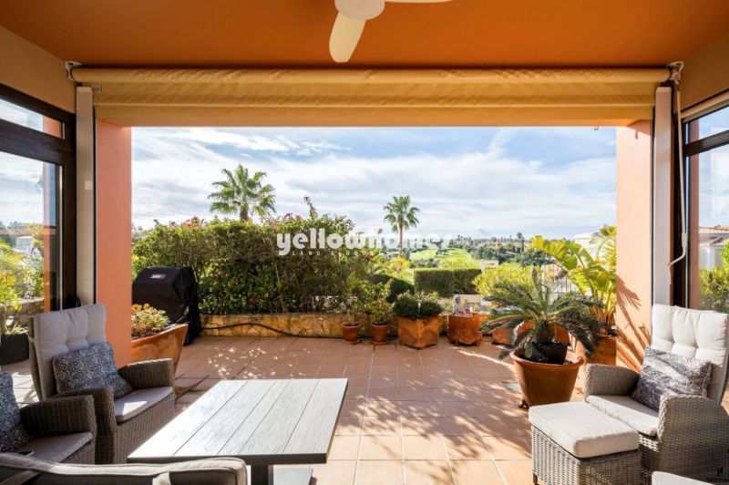 2-bed apartment on a well known golf course near Carvoeiro, Algarve